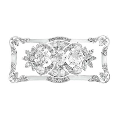 Lot 275 - Belle Epoque Platinum and Diamond Brooch