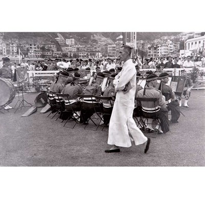 Lot 19 - CARTIER-BRESSON, HENRI (1908-2004) Hong Kong...