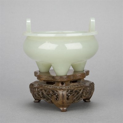 Lot 150 - Chinese Celadon Jade Tripod Censer 19th...