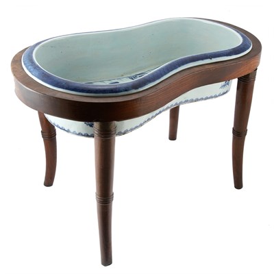 Lot 166 - Canton Blue and White Porcelain Bidet 19th...