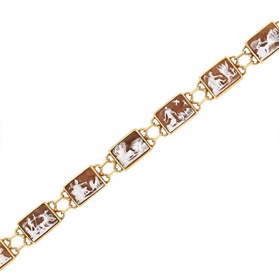 Lot 19 - Gold and Shell Cameo Bracelet