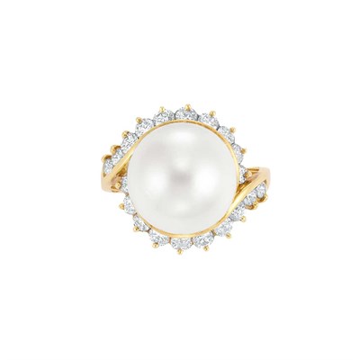 Lot 139 - Gold, Cultured Pearl and Diamond Ring