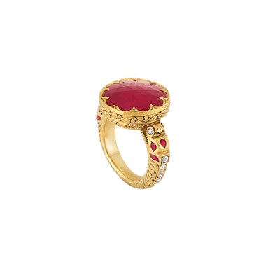 Lot 381 - Indian Gold, Foiled-Back Ruby and Diamond Ring