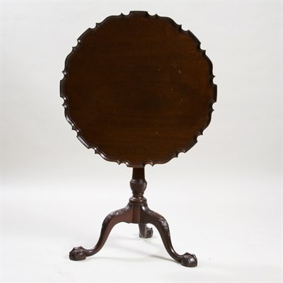 Lot 265 - Chippendale Style Mahogany Tilt-Top Tripod...