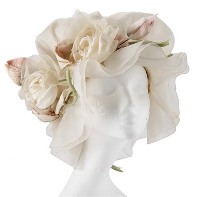 Lot 1058 - Organdy Oversized Bonnet Pale pink organdy...