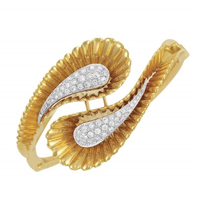 Lot 453 - Gold and Diamond Crossover Bangle Bracelet