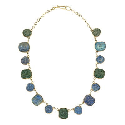 Lot 1094 - Necklace Lapis and dark green molded glass...