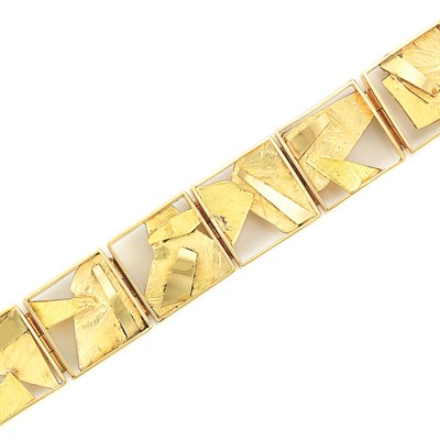 Lot 512 - Gold Bracelet