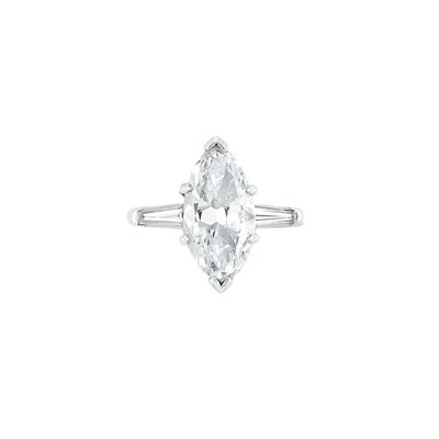 Lot 42 - Platinum and Diamond Ring