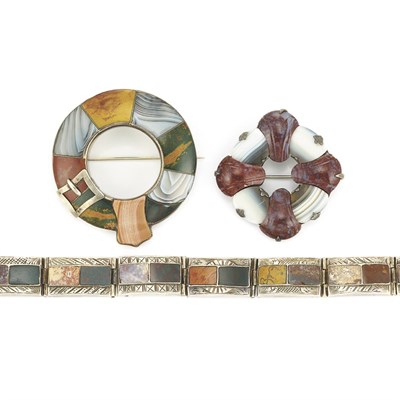 Lot 150 - Two Scottish Agate Brooches and Bracelet