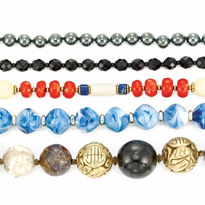 Lot 893 - Group of Bead Jewelry