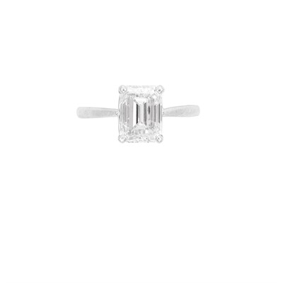 Lot 522 - Diamond Ring