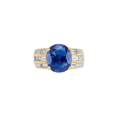 Lot 238 - Gold, Sapphire and Diamond Ring