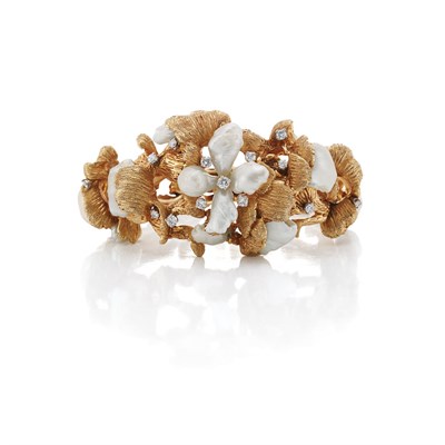 Lot 481 - Gold, Platinum, Freshwater Pearl and Diamond Bracelet, Ruser