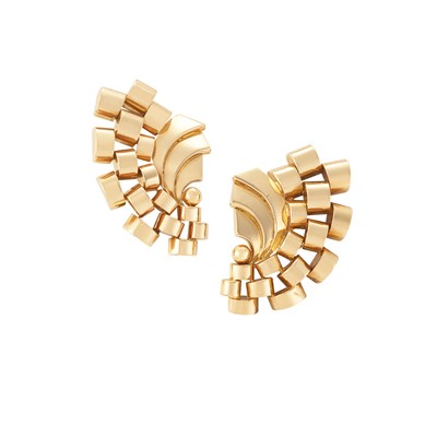 Lot 185 - Pair of Gold Earclips