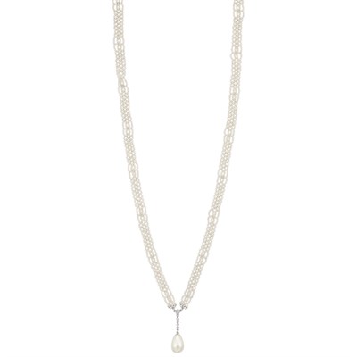 Lot 524 - Edwardian Seed Pearl Mesh Necklace with Diamond and Natural Pearl Pendant