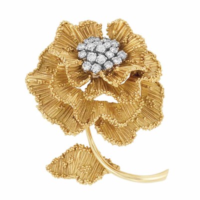 Lot 462 - Gold and Diamond Flower Clip-Brooch, Van Cleef & Arpels