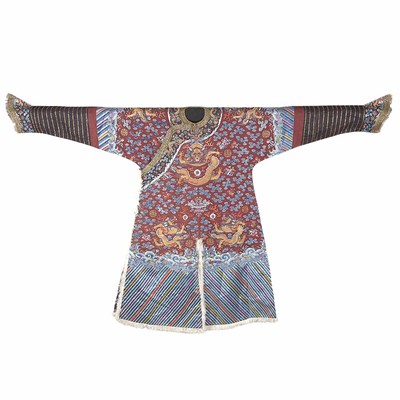 Lot 215 - Chinese Silk Robe 19th Century Embroidered...