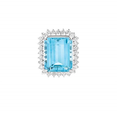 Lot 601 - White Gold, Aquamarine and Diamond Ring