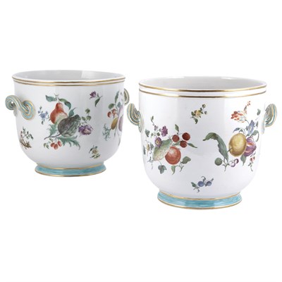 Lot 271 - Pair of Italian Porcelain Cachepots 18th...