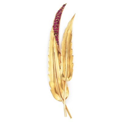 Lot 727 - Gold and Ruby Leaf Brooch