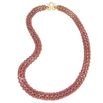 Lot 425 - Gold and Cabochon Ruby Necklace