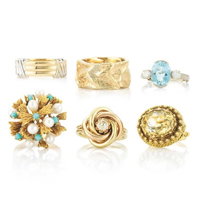 Lot 135 - Group of Gold and Stone Rings