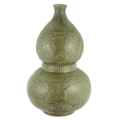 Lot 91 - Chinese Celadon Glazed Double-Gourd Vase Ming...