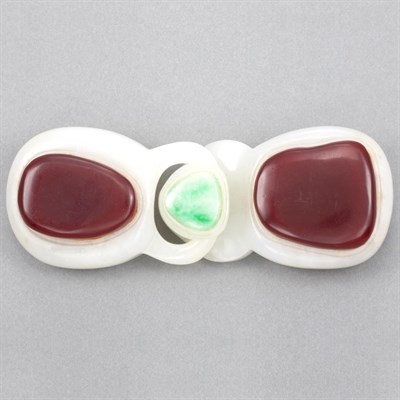 Lot 197 - Chinese Jade and Glass Belthook 19th/20th...