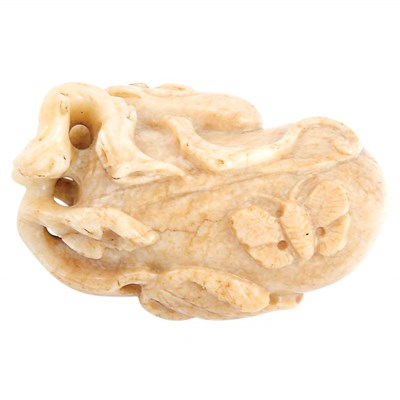 Lot 107 - Chinese Chicken Bone Jade Toggle Late 19th...