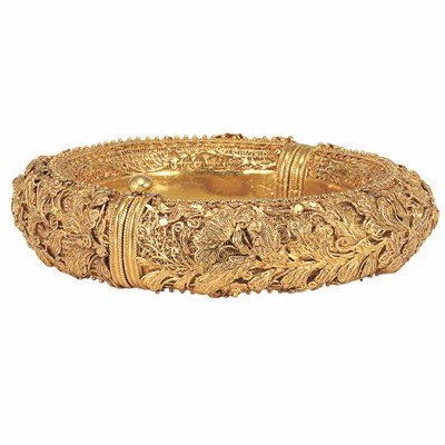 Lot 446 - Chinese 24 Kt. Gold Filigree Bracelet Worked...