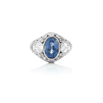 Lot 611 - Platinum, Sapphire and Diamond Ring