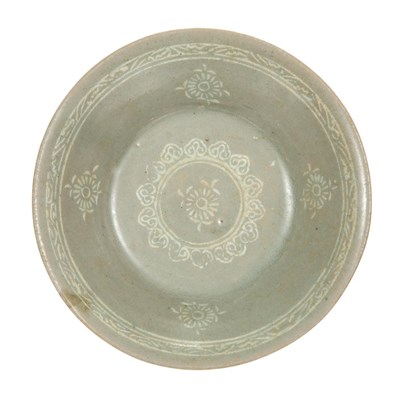 Lot 50 - Korean Inlaid Celadon Small Dish Koryo Dynasty...