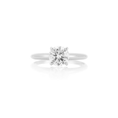 Lot 526 - Diamond Ring