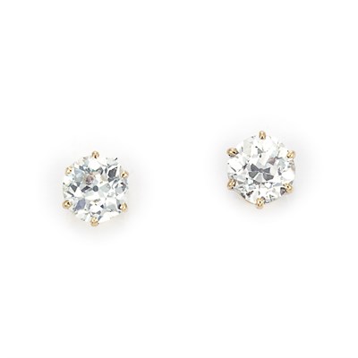 Lot 370 - Pair of Diamond Stud Earrings