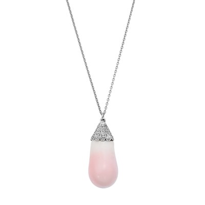 Lot 622 - Antique Conch Pearl and Diamond Pendant with Platinum Chain