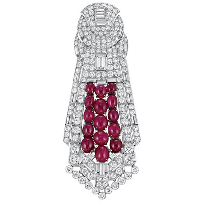 Lot 593 - Art Deco Platinum, Diamond and Cabochon Ruby Brooch