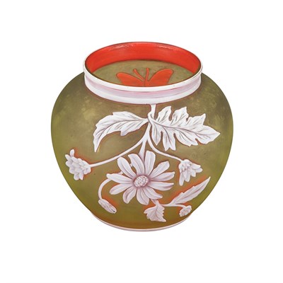 Lot 480 - Thomas Webb & Sons Cameo Glass Cabinet Vase...