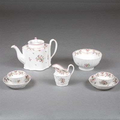Lot 117 - Chinese Export Porcelain Style Porcelain Tea...