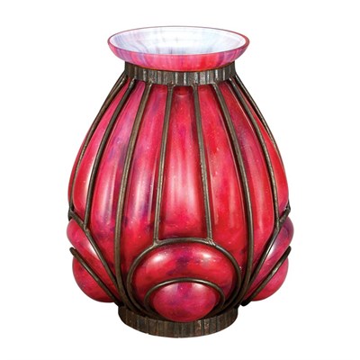 Lot 453 - Daum and Louis Majorelle Art Deco Glass and...