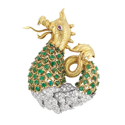 Lot 169 - Gold, Emerald, Diamond and Ruby Sea Dragon Clip-Brooch