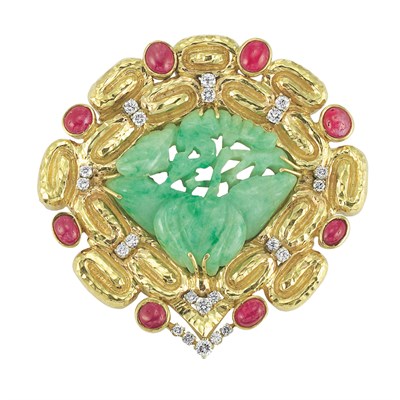 Lot 388 - Hammered Gold, Carved Jade, Diamond and Cabochon Ruby Pendant-Brooch