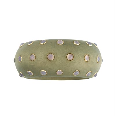 Lot 322 - Wide Wood, Gold and Chalcedony Cuff Bangle Bracelet