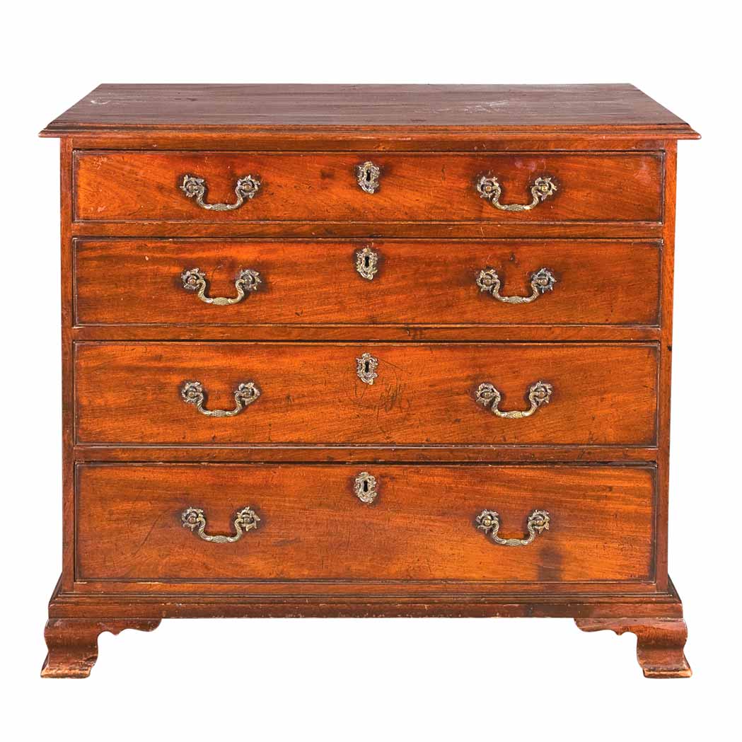 Lot 449 - Georgian Style Mahogany Chest of Drawers...