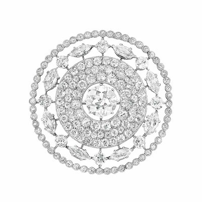 Lot 297 - Edwardian Platinum and Diamond Brooch