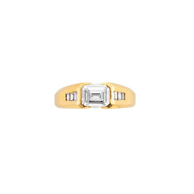 Lot 91 - Gold and Diamond Ring, Bulgari