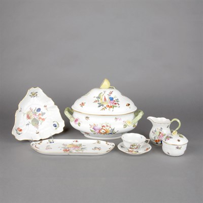 Lot 441 - Herend Porcelain Dinner Service In the Fruits...