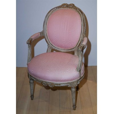 Lot 165 - Louis XVI Style Painted Wood Fauteuil