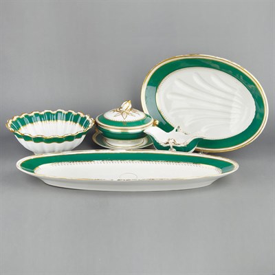 Lot 235 - Paris Porcelain Partial Dinner Service 19th...