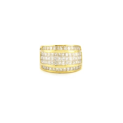 Lot 592 - Gold and Diamond Band Ring
